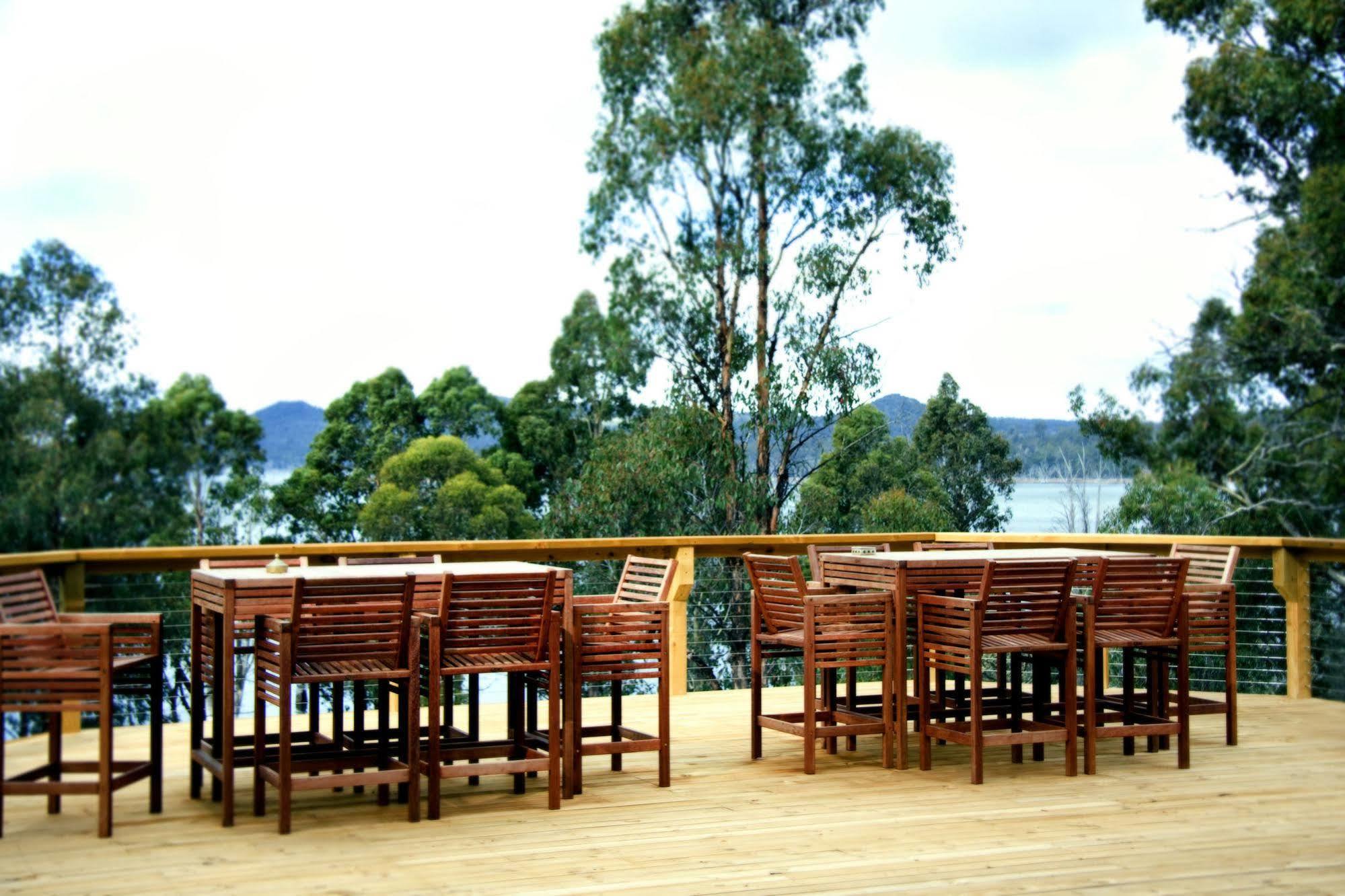 Blue Lake Lodge Steppes Bagian luar foto